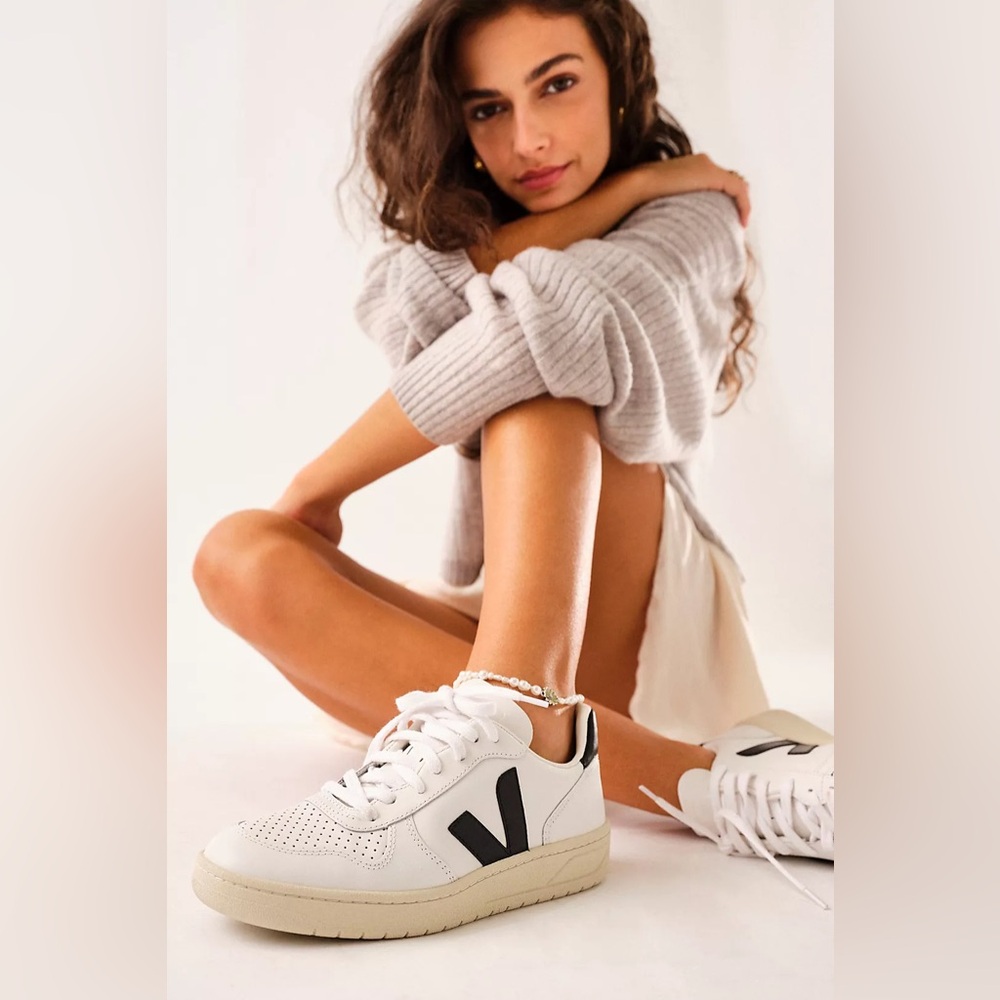 Veja V-10 White and Navy Women's Sneakers